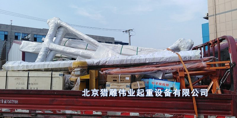 客戶要求龍門吊產品裝貨實拍圖